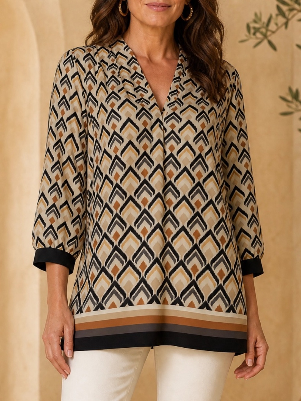 Caroline Investments Geometric Print Blouse Size L NWOT Flowy Neutral Top